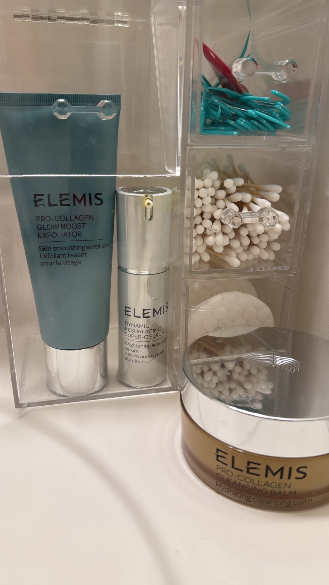 If your skin is impacted by seasonal changes like mine, make sure to grab some @Elemis goodies today!! The ProCollagen and Dynamic Resurfacing products have transformed my skin! 

#LTKBeauty #LTKSeasonal #LTKStyleTip