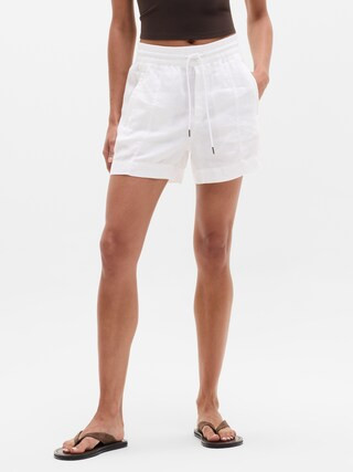 Retreat Linen Mid Rise 4" Short | Athleta