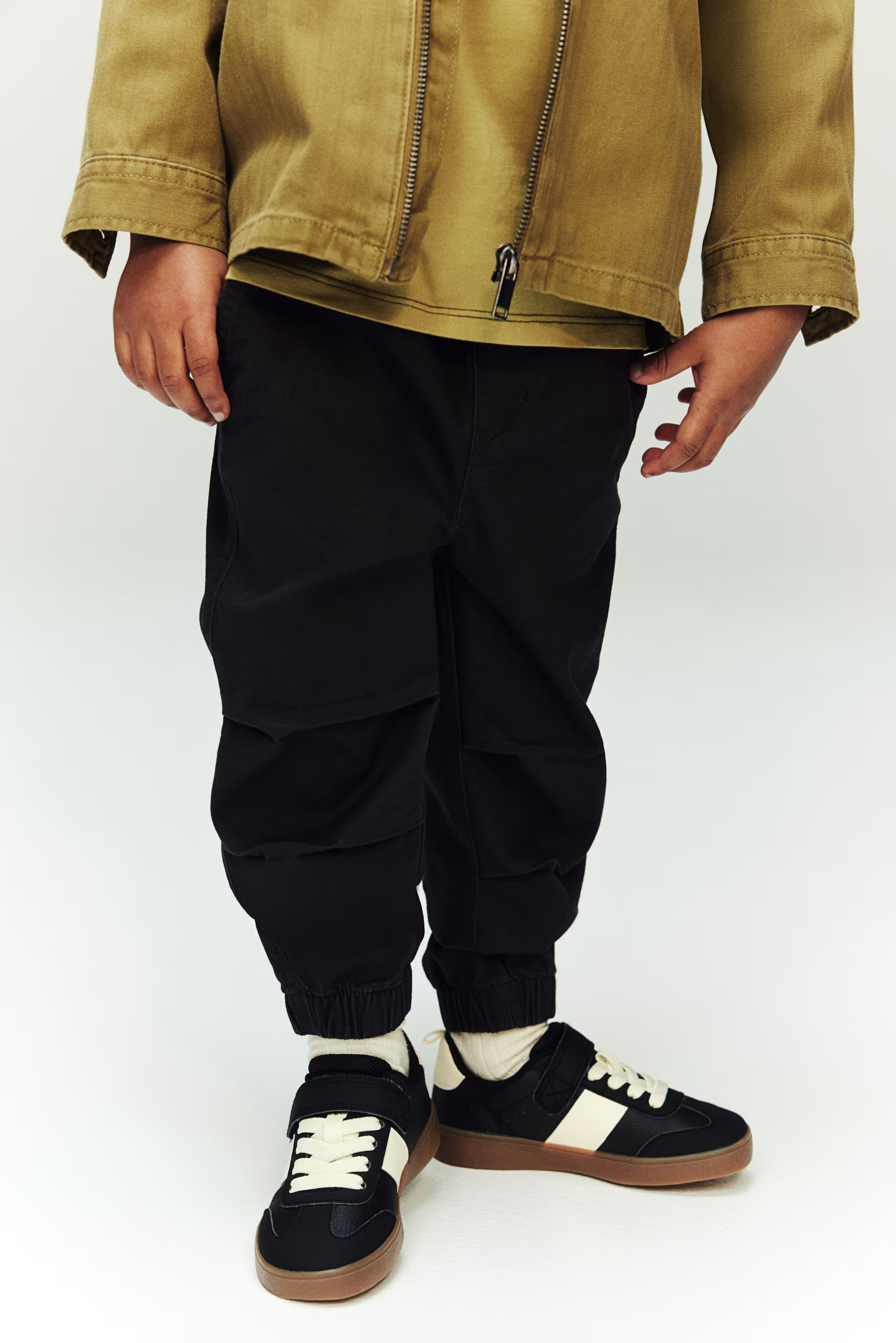Twill Joggers - Khaki green - Kids | H&M US | H&M (US + CA)