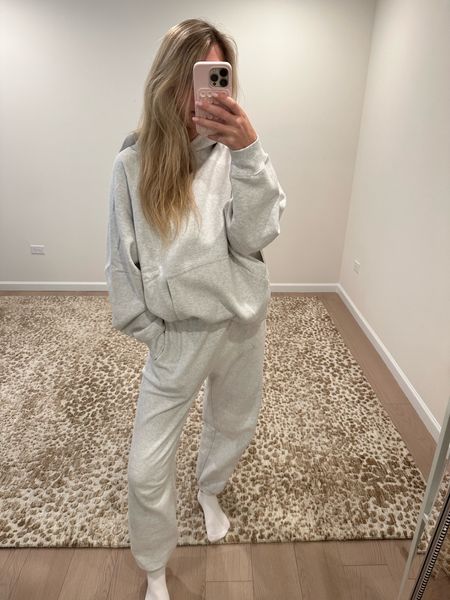 The best loungewear, airplane outfit, matching set, aritzia 

#LTKMostLoved