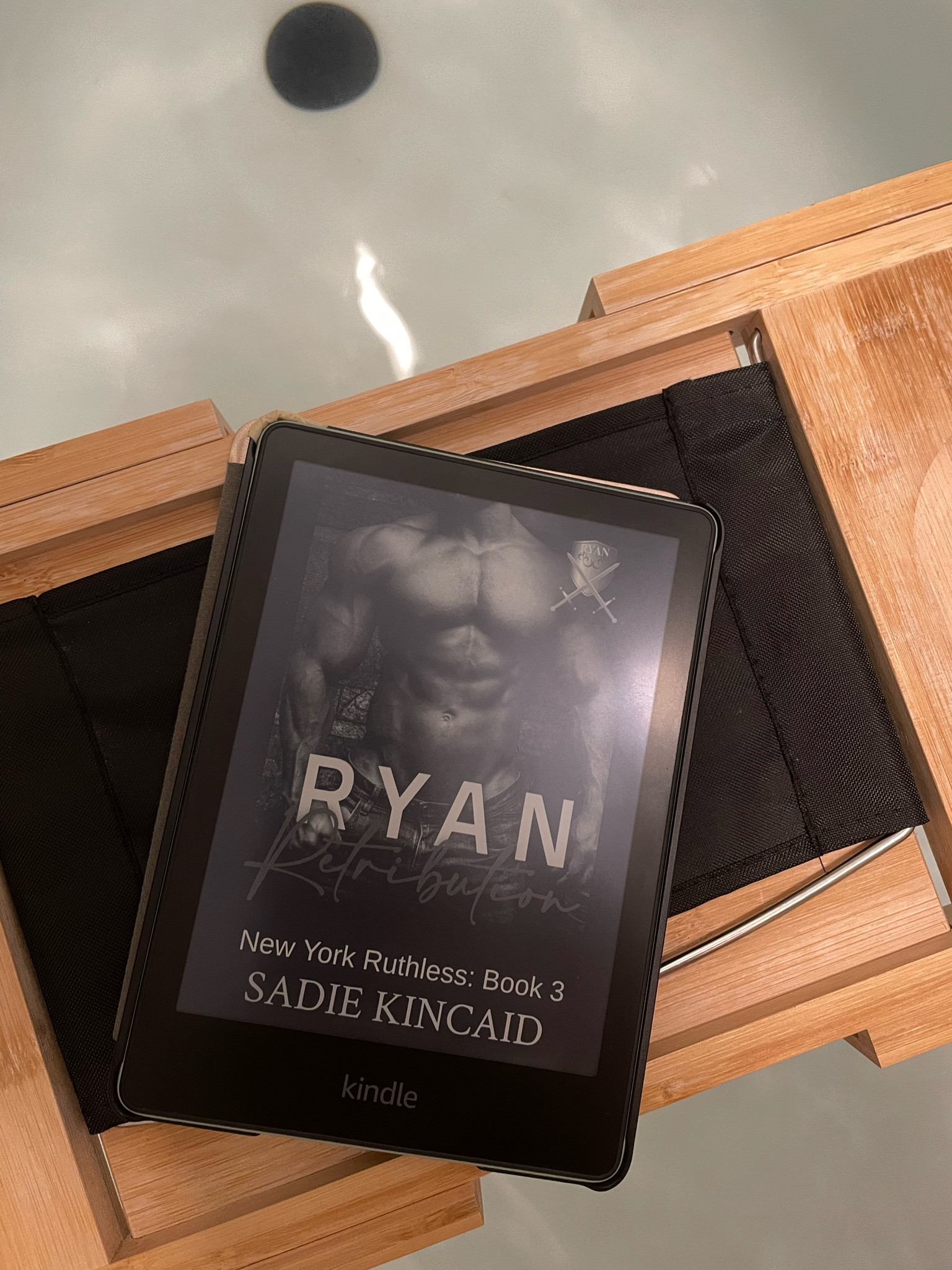 4 ⭐️ | 4 🌶️
Once again. These books are just fun! The plot is okay but just a fun silly read overall! Super fast paced, spicy, and easy to read with the chapter length.

#LTKGiftGuide #LTKSeasonal #LTKHome