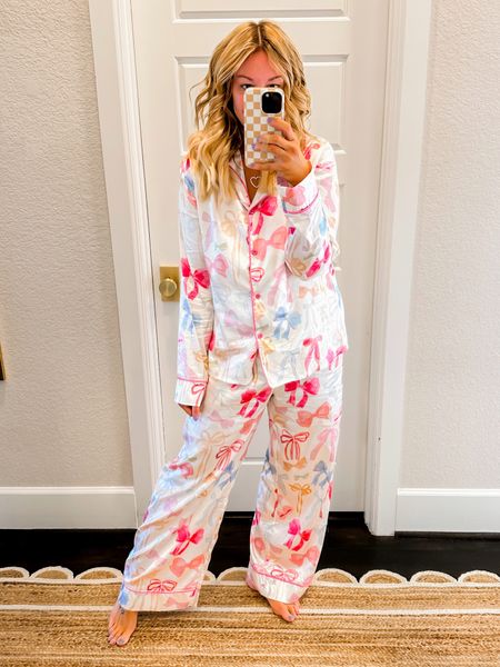Pretty bow pajamas, I size up to a large
