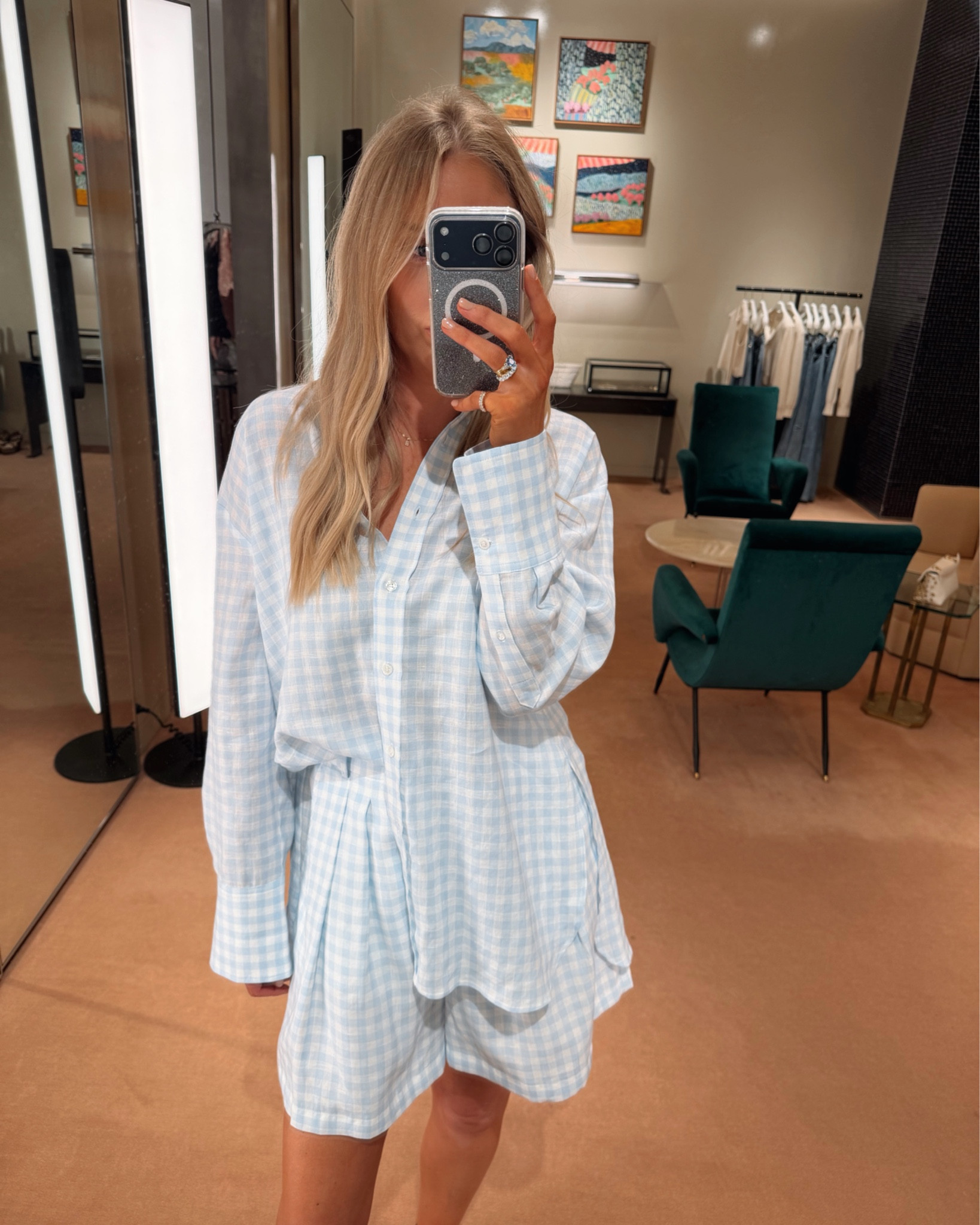 Forever drawn to gingham and a great pair of pants.
I’m wearing a 10 in the shirt and a 12 in the shorts here - the shorts were a little big, but they didn’t have a 10 in store. I’d say they run very true to size.
The navy pants are a size 10 and fit like perfection.

If you have any questions, pop them in the comments!

#LTKfestive #LTKaustralia #LTKsummer