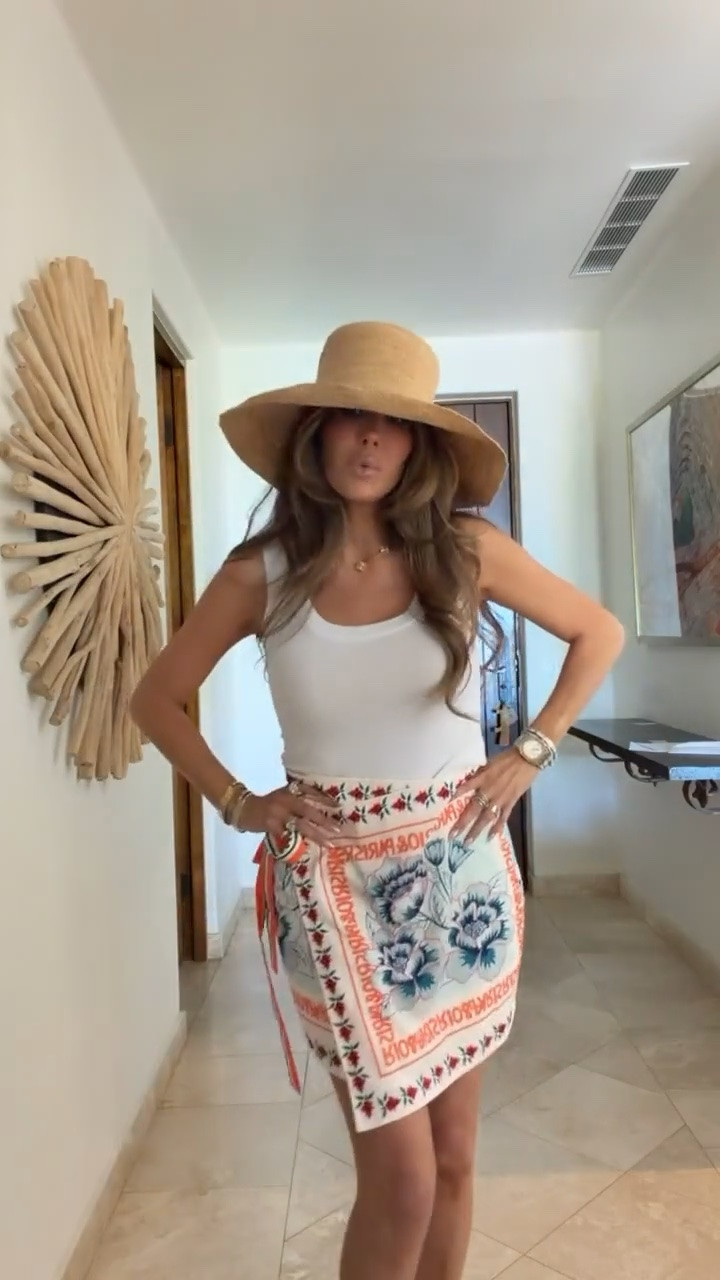 Cute Amazon sarong! ✨💛 Comes in other colors and patterns too (wearing a size small). These shoes look like Bottega, but pocket friendly!

Amazon fashion
Nordstrom finds
Summer outfits
Vacation outfits 
Beach vacation
Summer skirts
Swim sarong
White tank top
Gemme beauty 
Emily Gemma

#LTKdayinmylife #LTKootd #LTKTravel