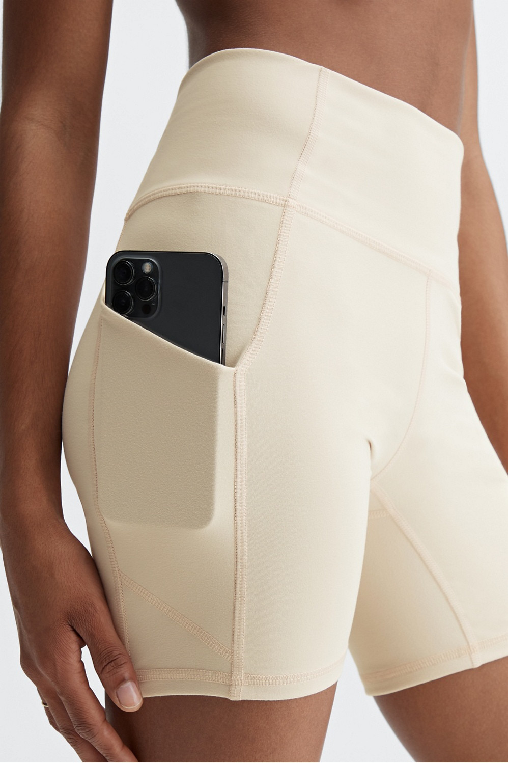 Oasis High-Waisted Short 6'' | Fabletics - North America