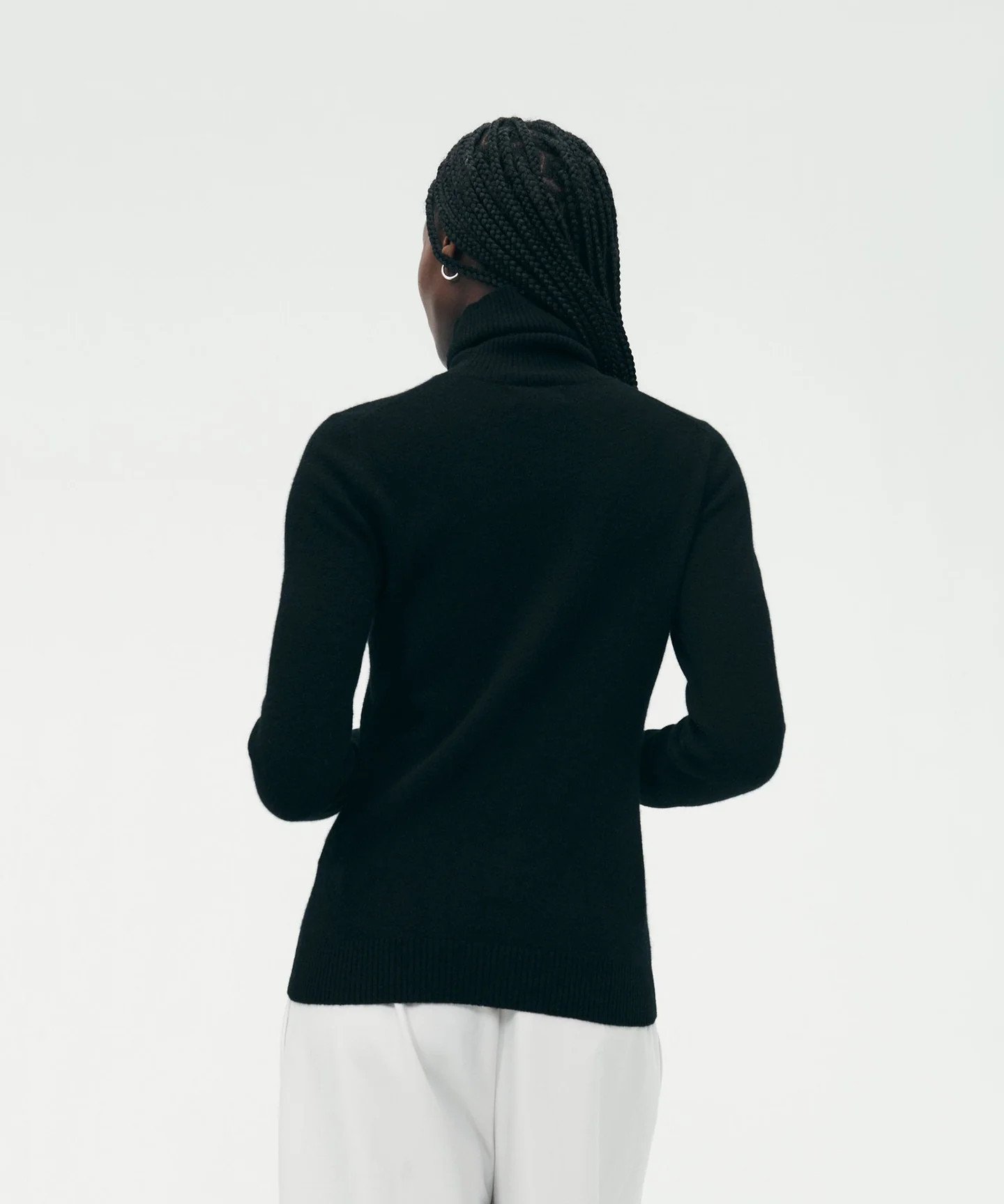 Signature Cashmere Classic Turtleneck | NAADAM