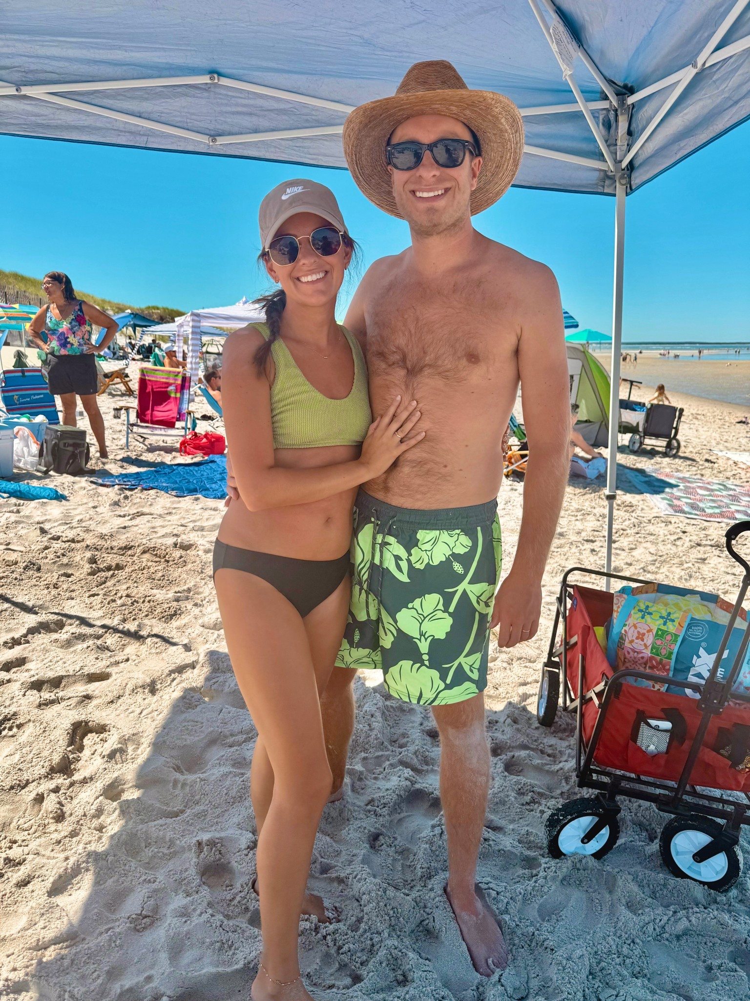 Wearing xxs in my top and xs in my bottoms (my bottoms are almost sold out so I linked similar ones too)


My husbands swim trunks are size medium 

#LTKSwim #LTKPetite #LTKSeasonal