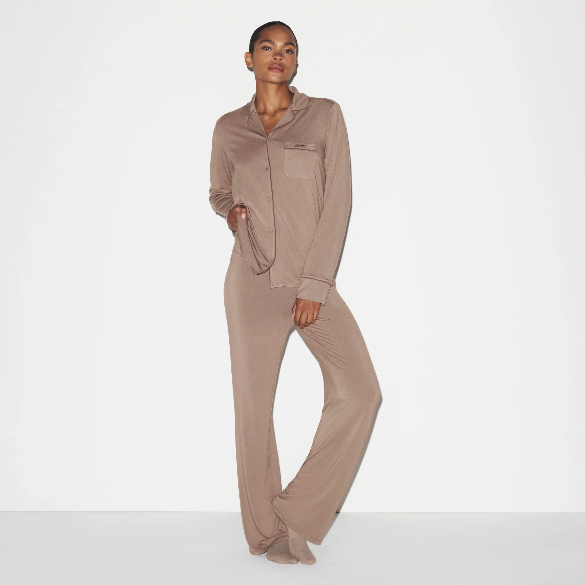 SKIMS Sleep Long Sleeve Button Up Set | Medium Neutral | Small | SKIMS (US)