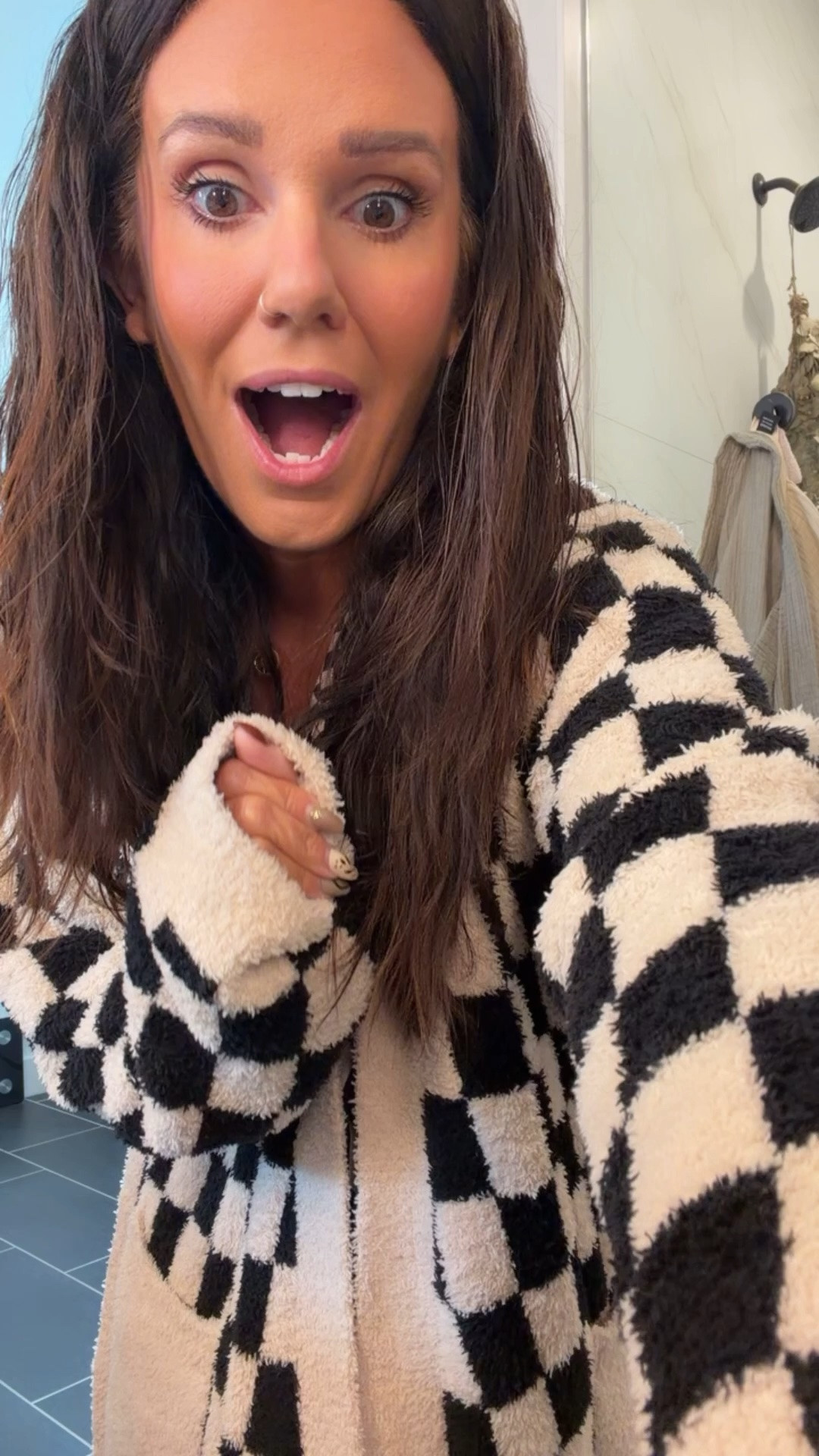 @Staykation has the yummiest textures!! I don’t want to get out of these pjs!!!