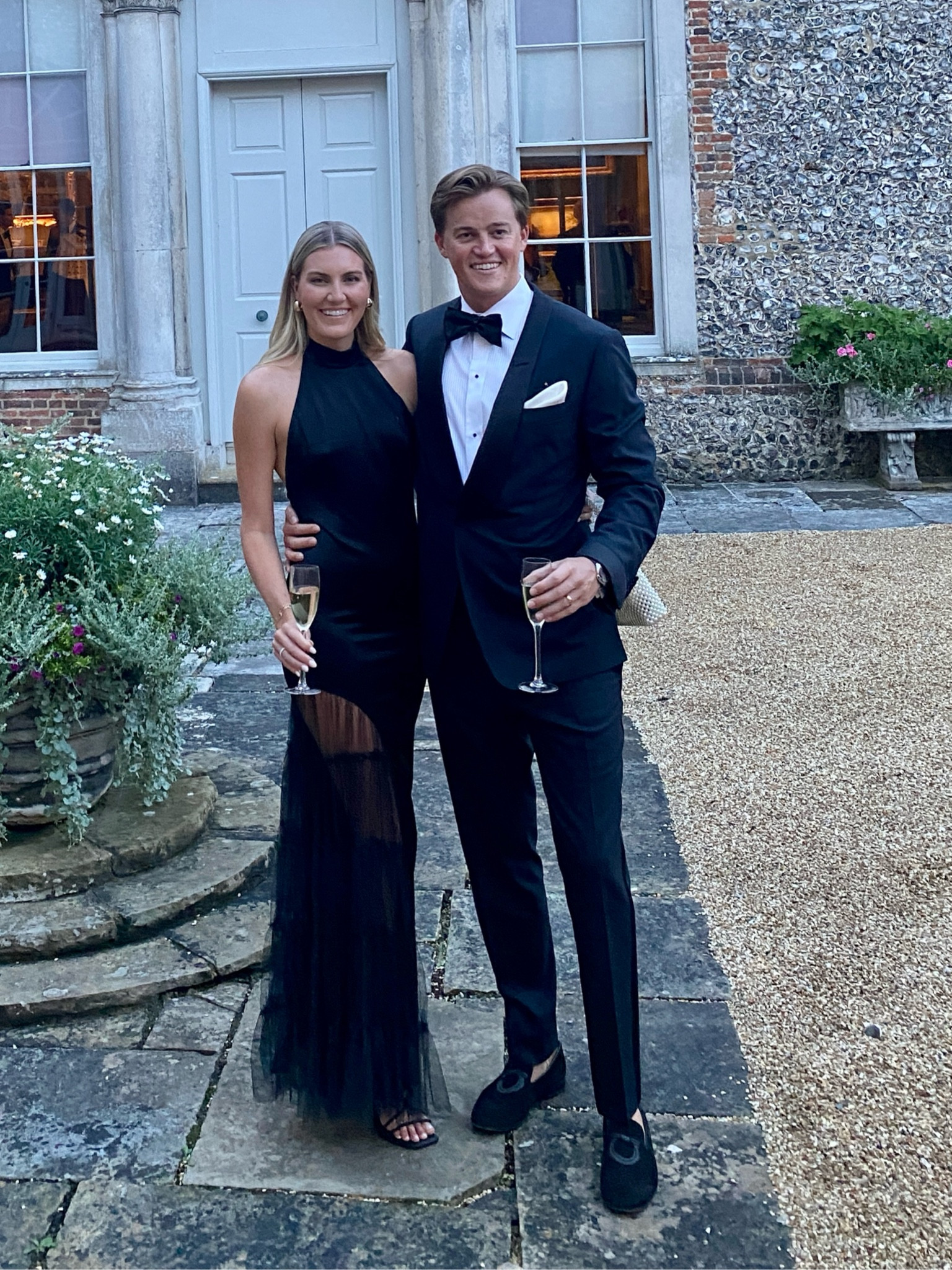 The BEST black tie dress! Chefs kiss!