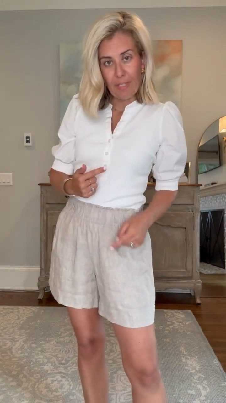 The mixed media top that I wear year-round comes in multiple colors and it’s a must! I wear xs. Colors come and go, but a highly suggest white as a closet keeper. ￼

#LTKdayinmylife #LTKootd #LTKmomlife