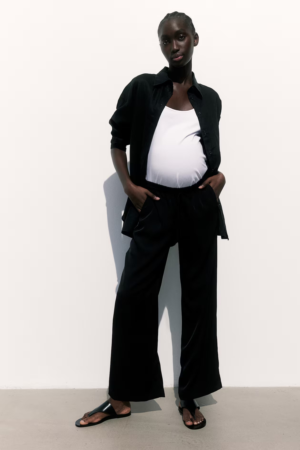 MAMA Pull-on trousers - Black - Ladies | H&M GB | H&M (UK, MY, IN, SG, PH, TW, HK)