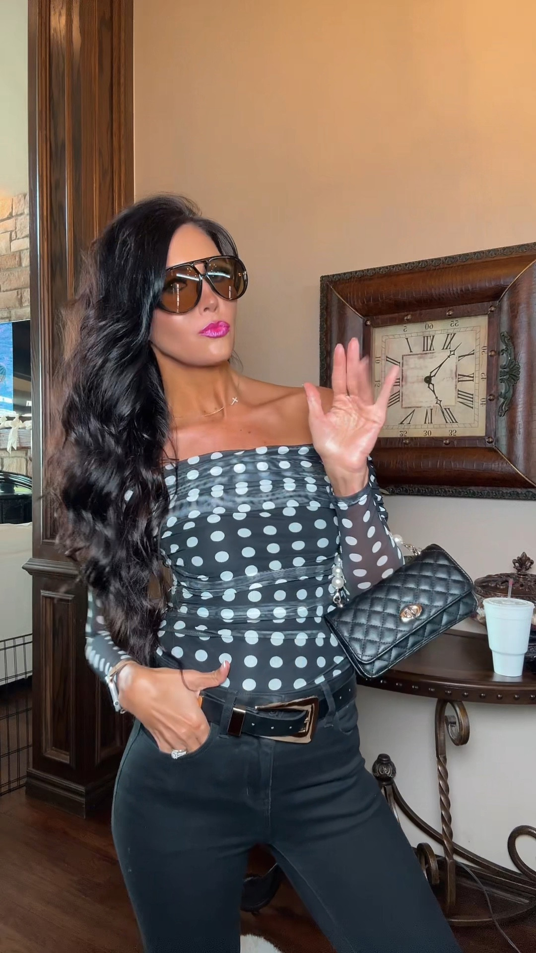 Love a polka dot moment 🖤🤍🖤✔️

Polka dot top// Polka dots// Off the shoulder top // OOTD 

#LTKOver40 #LTKmomlife #LTKootd