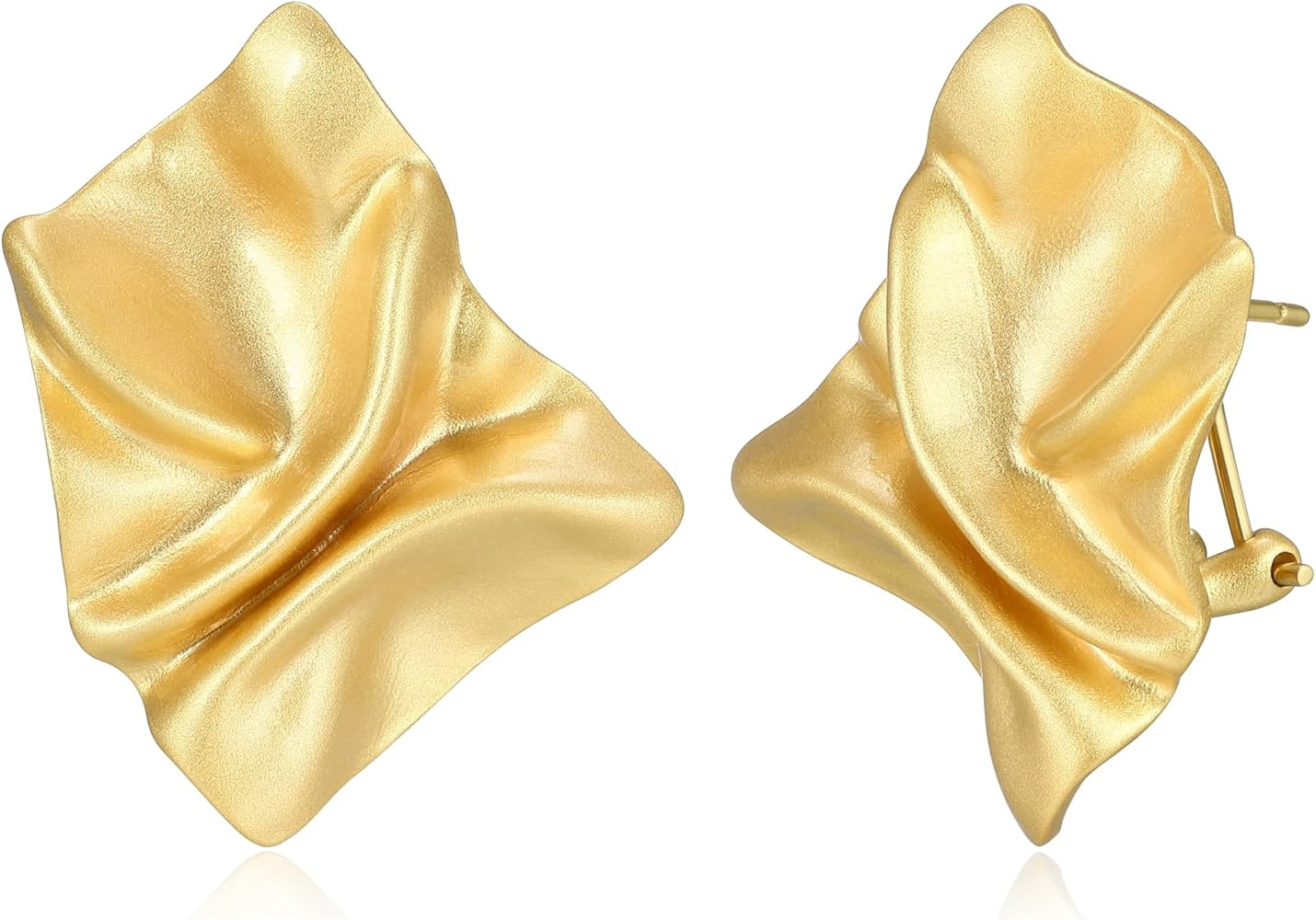Amazon Essentials (Demi's Pick) Sculpted Clip Earrings for Women - Gold-Tone Fine Silver Plated, ... | Amazon (US)