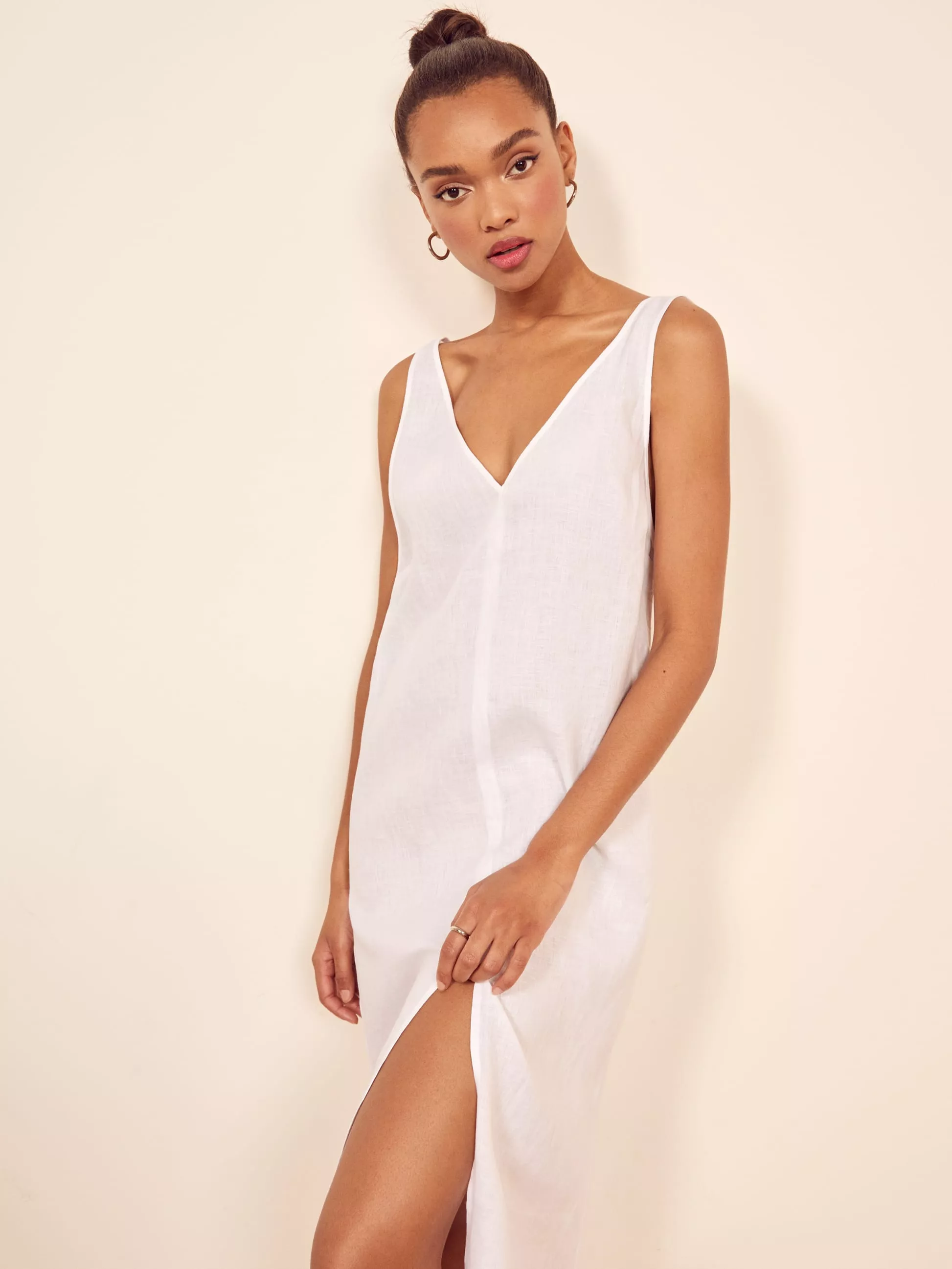 Monique hotsell dress reformation