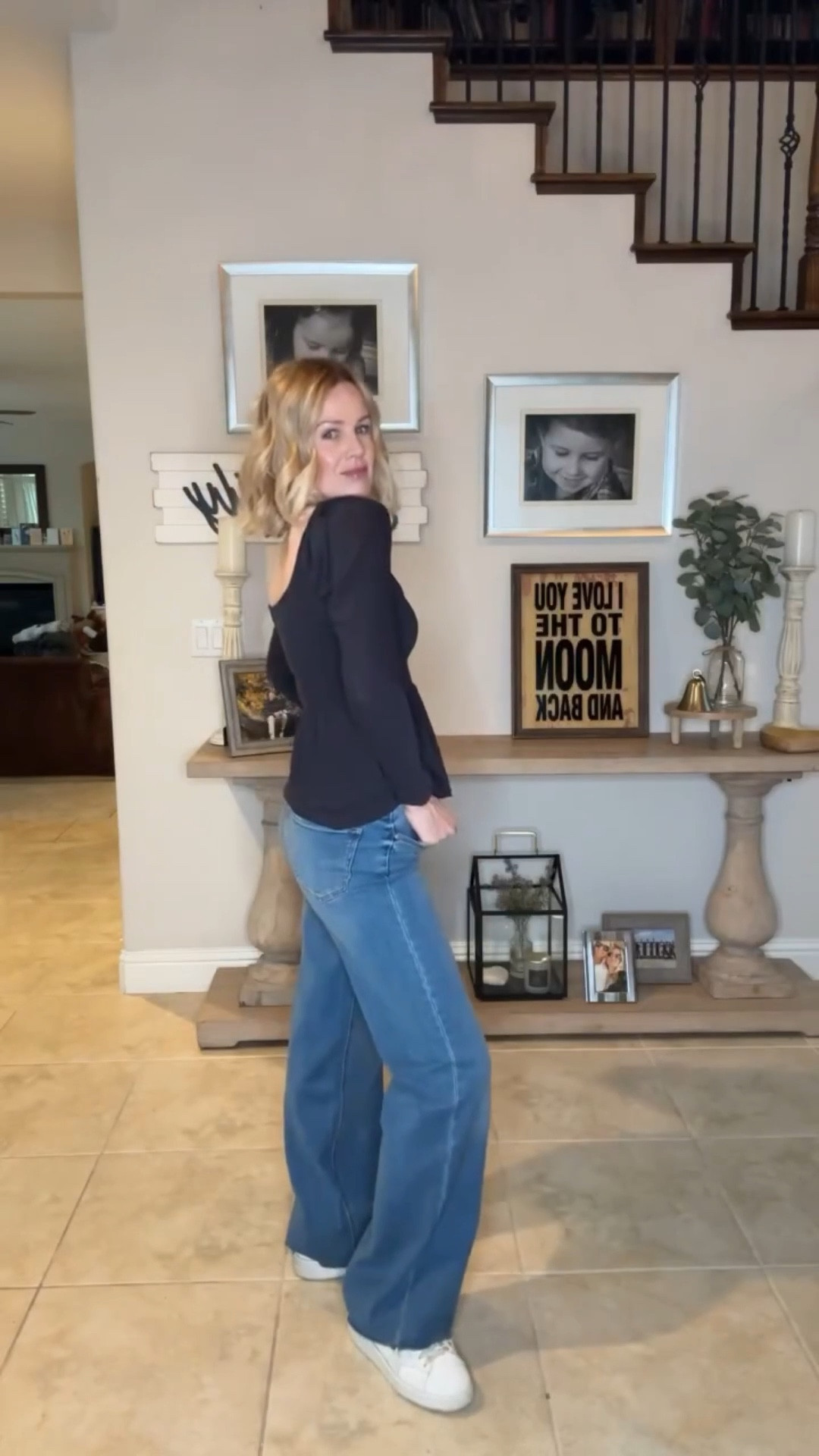 Proof that comfy jeans do exist. (5k reviewers agree!) 🙌🏻

The Bella Stretch Wide Leg Jeans are ⭐️⭐️⭐️⭐️⭐️

#style #mystyle #fashion #over40style #jeans denim