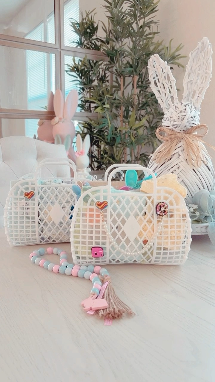 Easter Baskets for Baby/Toddlers
I love these baskets they're perfect for beach adventures too! Super cute & easy to clean! 🫶🏻

#LTKfindsunder50 #LTKkids #LTKSeasonal
