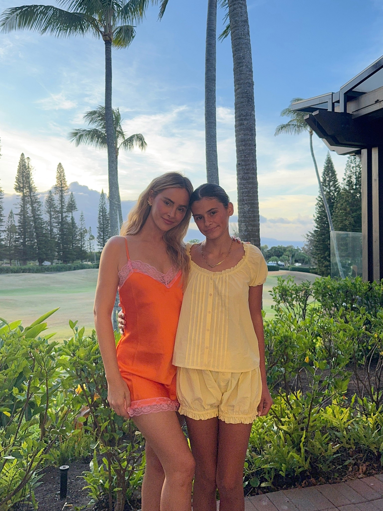 Hawaii ootn 

#LTKStyleTip #LTKPetite #LTKSummerEdit