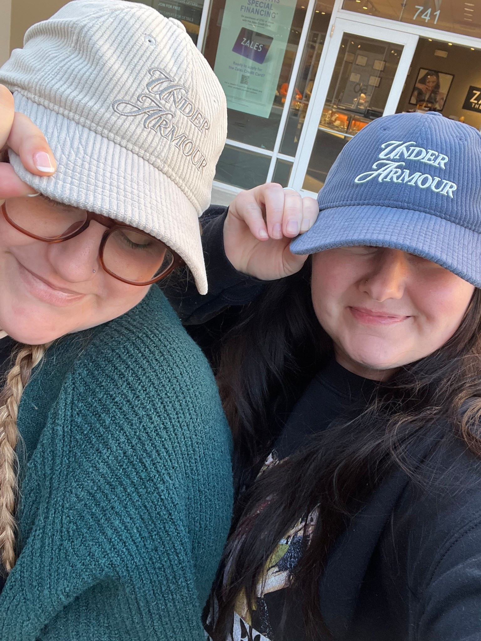 Twinsies 👯‍♀️