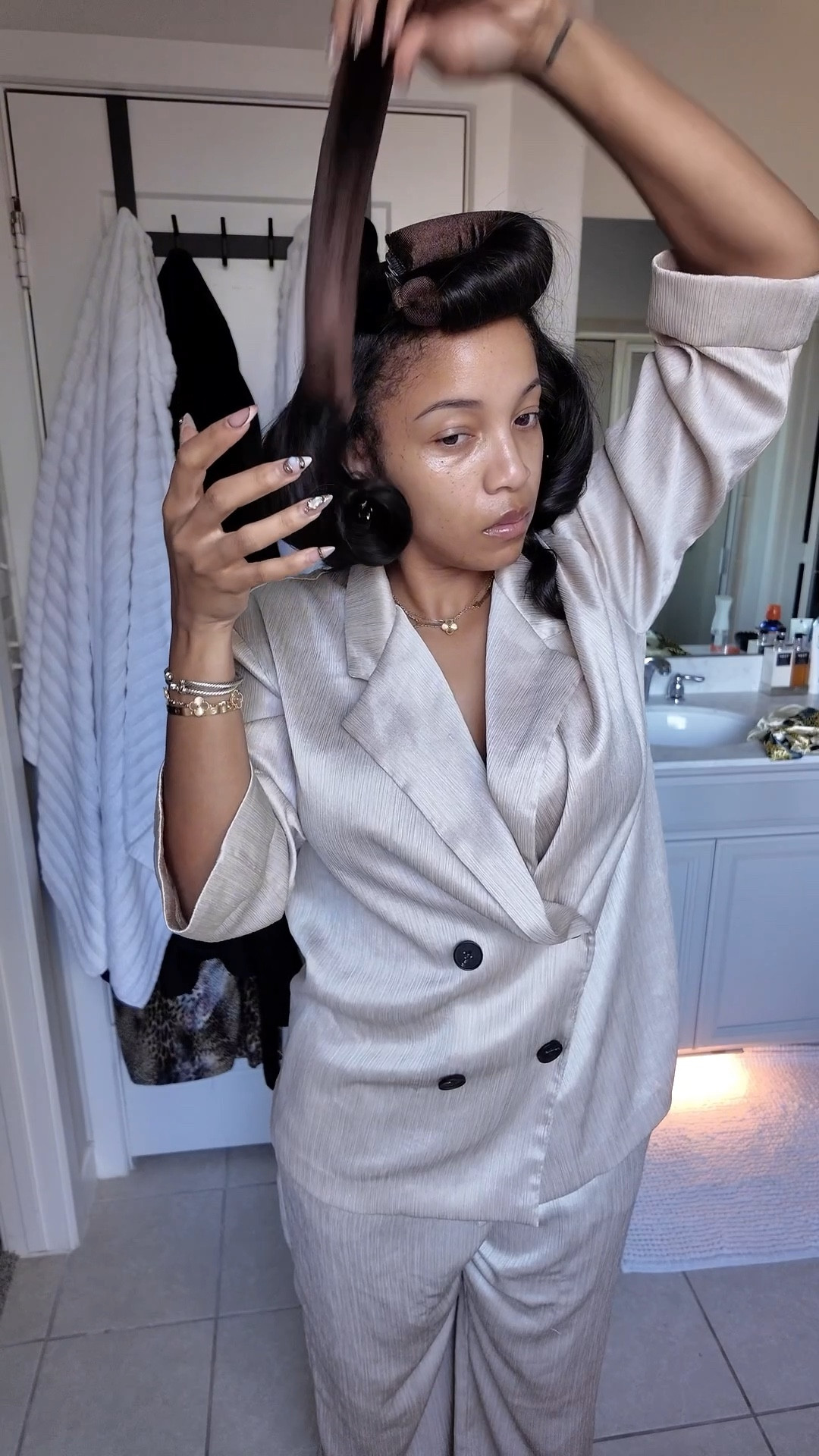 Loving these overnight satin rollers! The perfect hair with no heat needed!#LTKStyleTip 

#LTKBeauty #LTKFindsUnder100