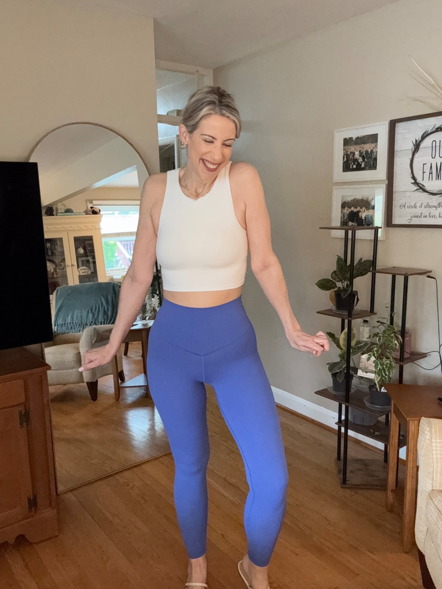 Why have y’all not told me about how good these leggings are? And they come in long lengths…Yes, please! ￼￼

#LTKTall #LTKxAerie