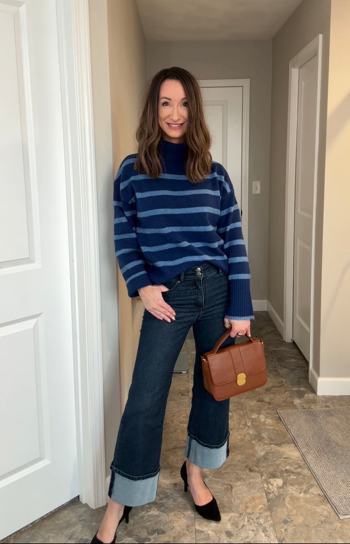 Classic stripes meet everyday chic 💙
Head-to-toe Walmart finds that prove effortless style doesn’t have to break the bank. This cozy striped turtleneck pairs perfectly with wide cuff denim and classic heels — finished with the prettiest structured bag for a polished touch.


#WalmartFashion #OOTD #FallStyle #LTKFinds #AffordableStyle #WalmartOutfit #LTKUnder50 #LTKFall #ClassicStyle


#LTKFindsUnder50 #LTKOver40 #LTKStyleTip
