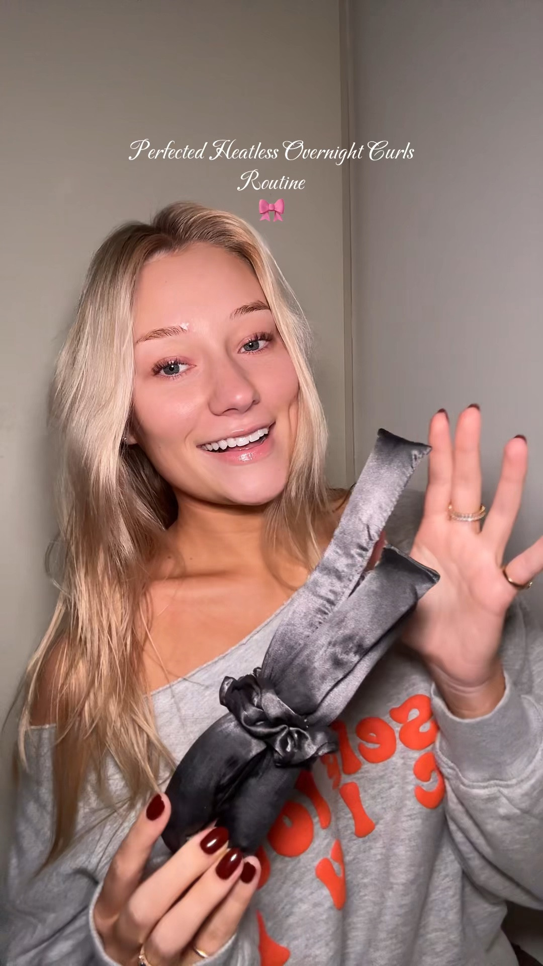 Me overnight heatless curls routine 🎀☁️🦢 

#LTKVideo #LTKStyleTip #LTKBeauty