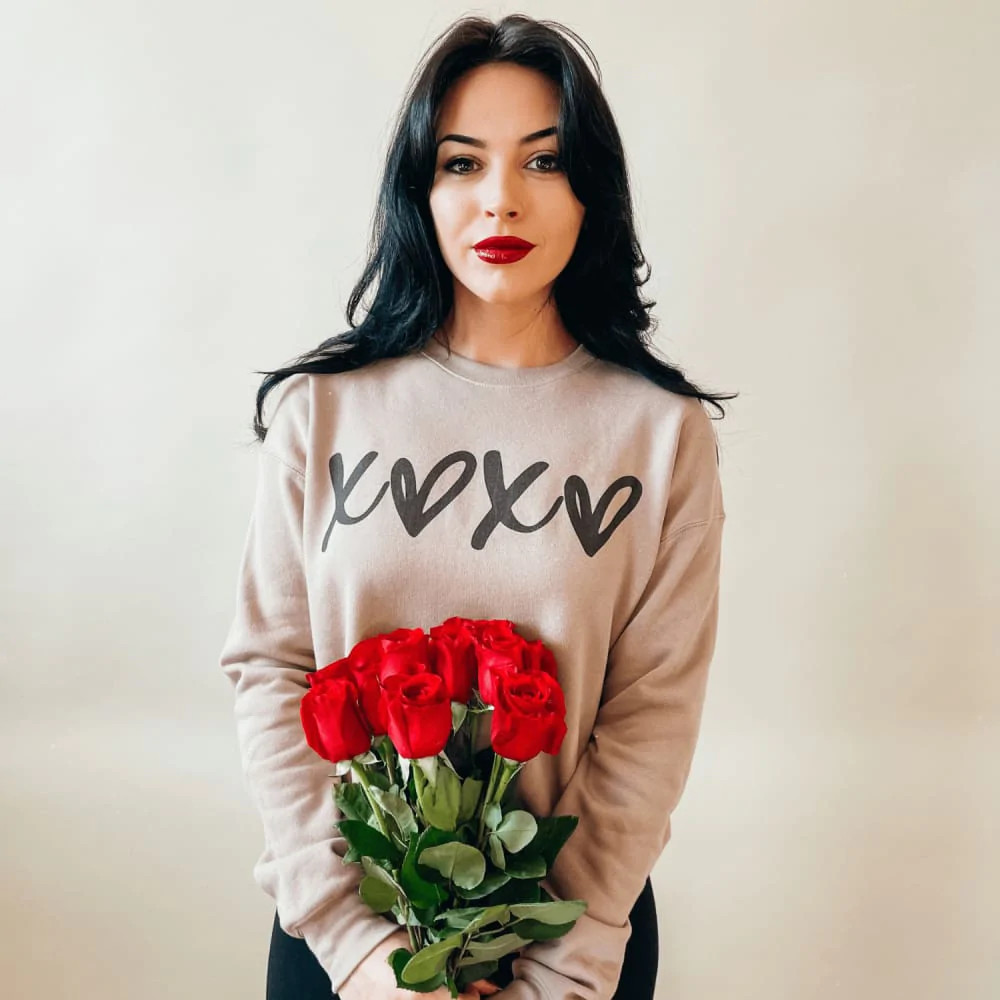 XOXO Sweatshirt | Mountain Moverz