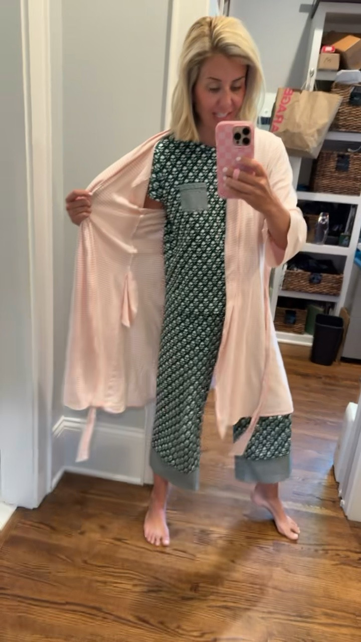 The pajama brand that I have loved forever! Literally never leave my home without my robe when I travel…..obsessed! ￼

#LTKmomlife #LTKmorningroutine #LTKdayinmylife
