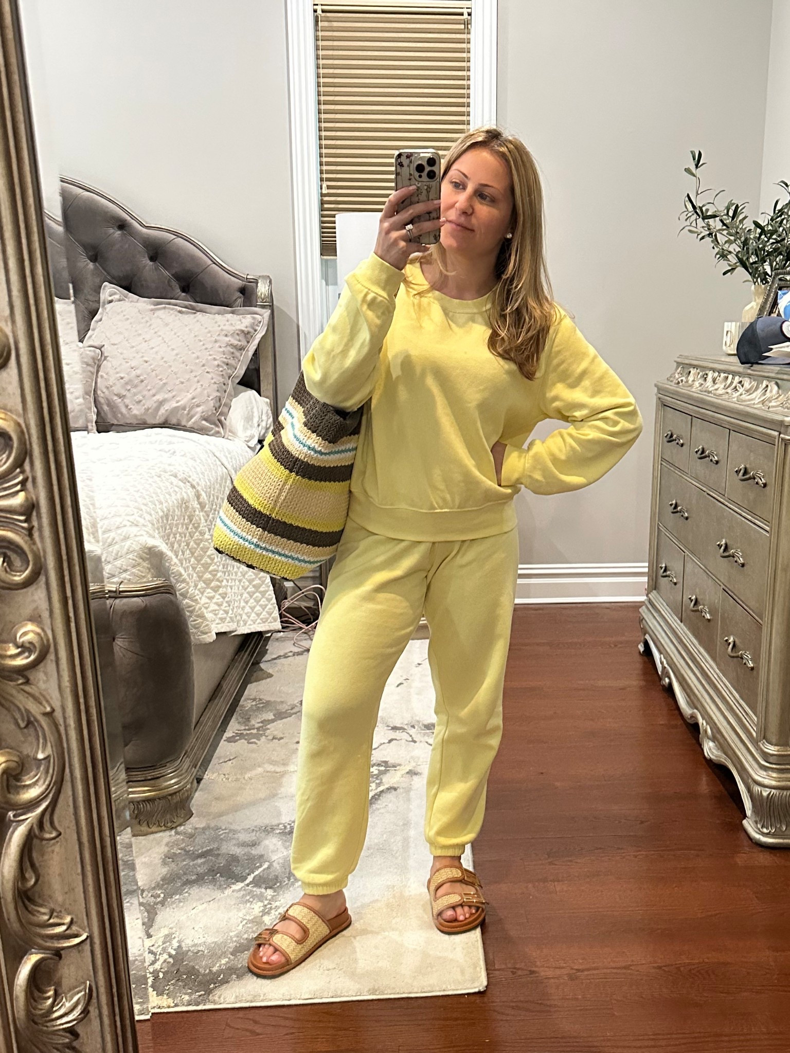 Rainy day loungewear #ootd

#LTKStyleTip #LTKFindsUnder100 #LTKTravel