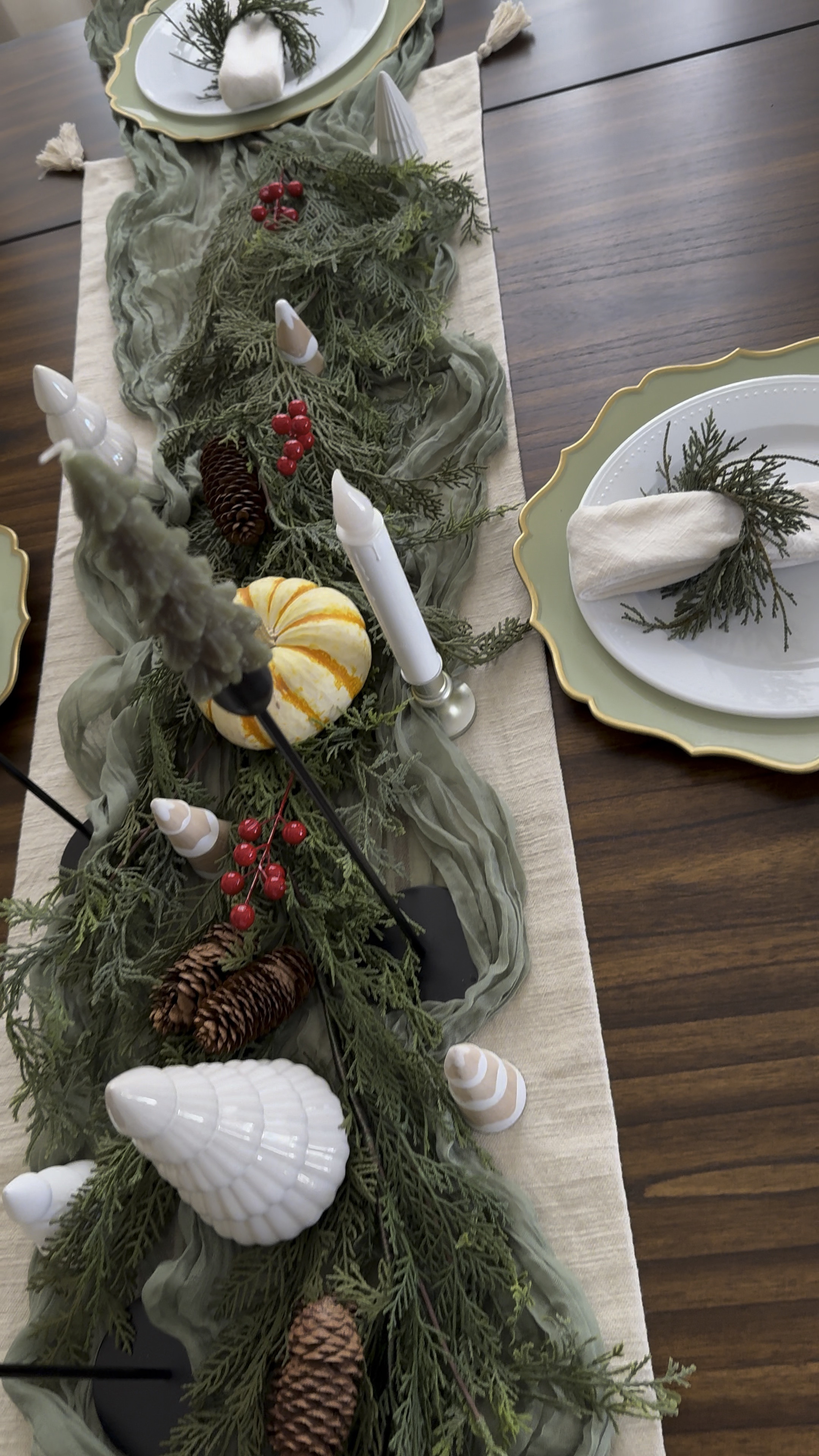 Holiday table setting idea. Everything from Amazon and Target. 


Christmas table setting, thanksgiving table setting, Christmas table decor, thanksgiving table decor # LTKHome 

#LTKVideo #LTKWatchNow

#LTKParties #LTKHoliday #LTKSeasonal
