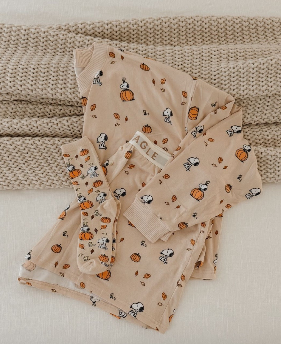 the softest cutest Halloween snoopy pumpkin pajamas! 

This set is a must have! You will look forward to wearing this every day 

#LTKSeasonal