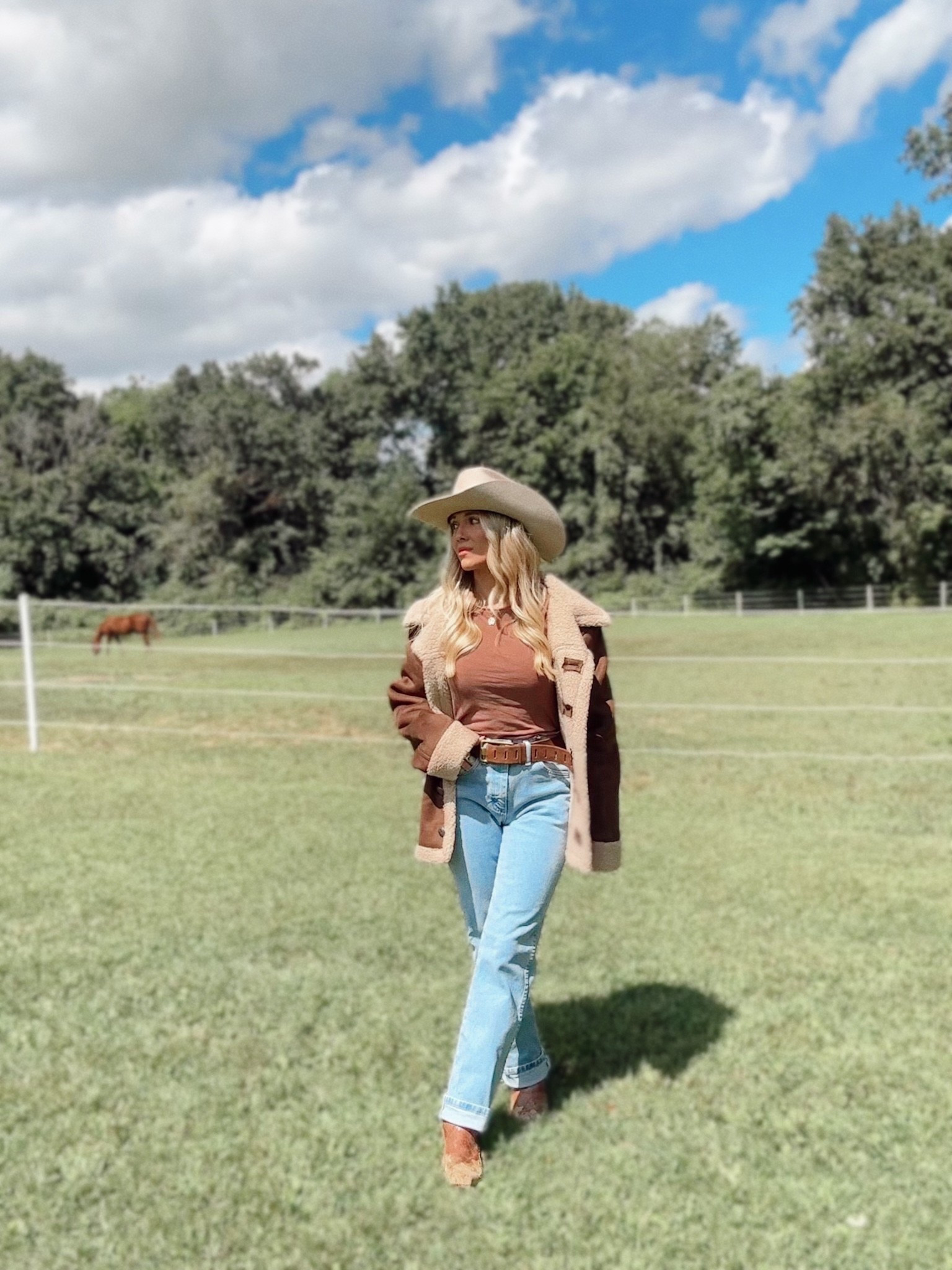 loving this @wrangler winter jacket ✨

#LTKPetite #LTKHoliday #LTKootd