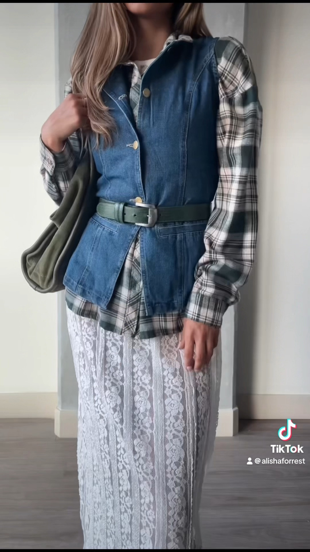 Green this fall is the move 

#LTKitbag #LTKSeasonal #LTKstyletip
