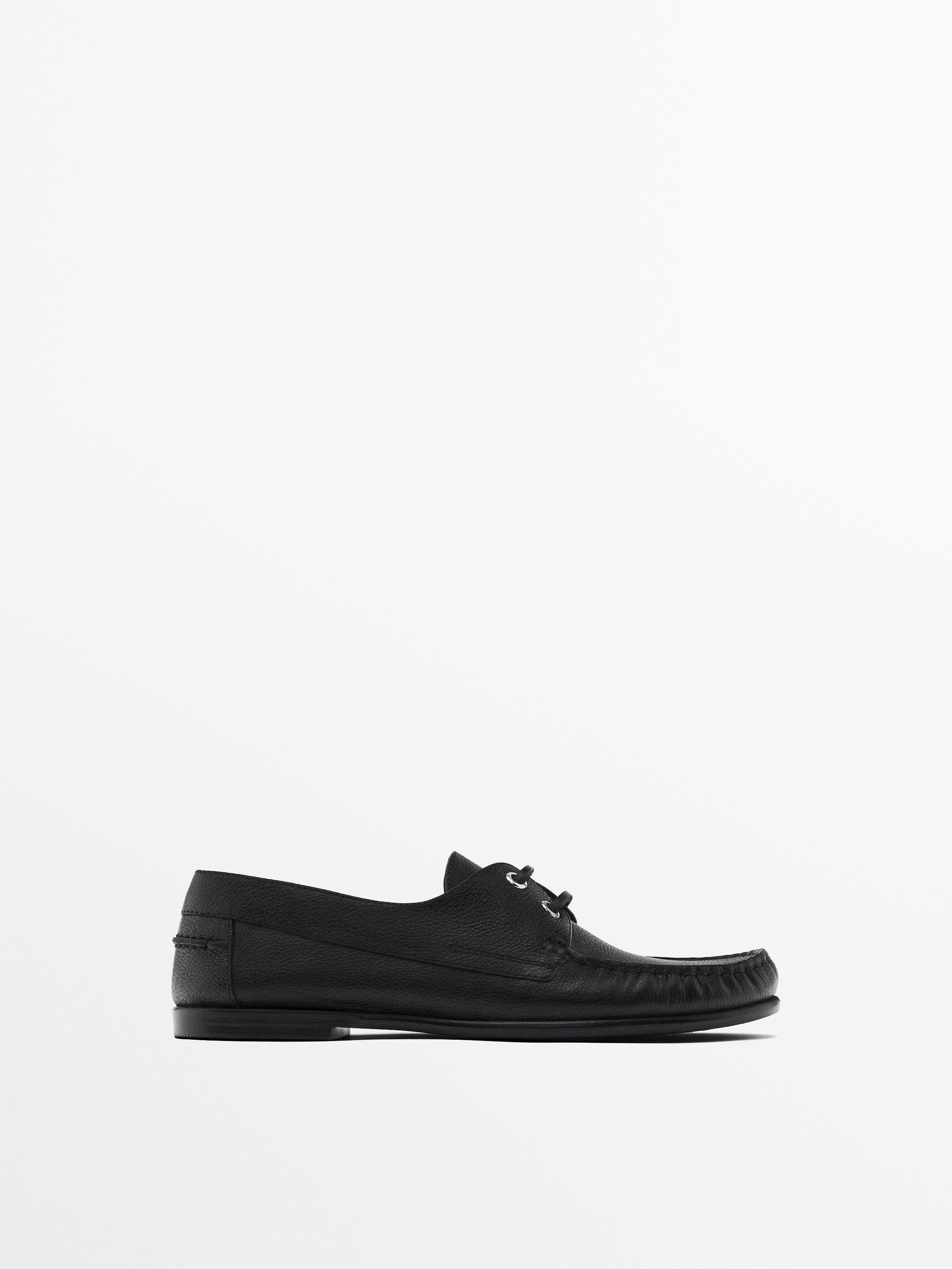 Tumbled leather deck shoes | Massimo Dutti US