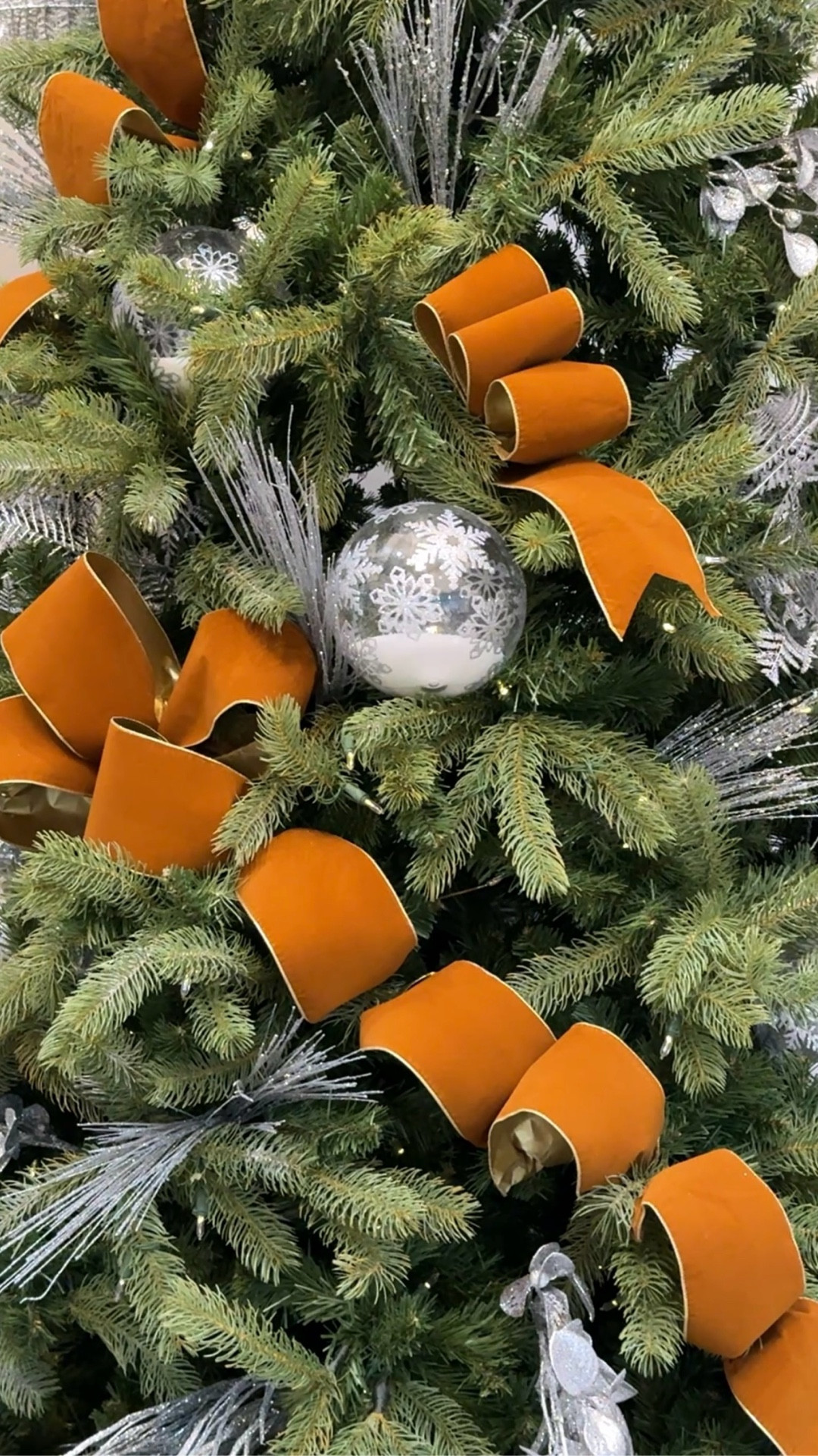 Ways to add ribbon to a Christmas tree. Ensure you use a wired ribbon. This ribbon comes in different colors. Shop below 

Christmas decor ribbon tutorial Christmas tree ribbon home decor holiday decor 

#LTKSaleAlert #LTKHoliday #LTKHome