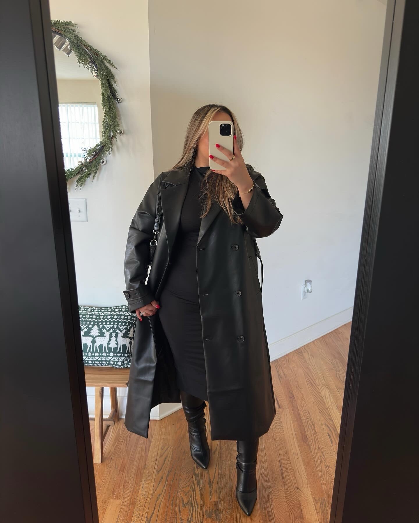 Some Winter Outfit Inspo - casual & dressy🖤❄️ 

#LTKSeasonal #LTKMidsize