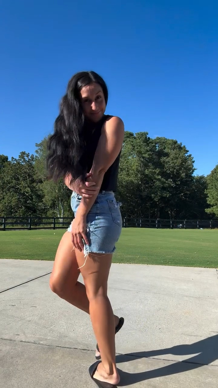 When you did your hair, makeup, and have on something besides workout clothes! #fitcheck

Top: @abercrombie 
Shorts: @americaneagle 

#fitcheck #datenight #summer #weekendvibes #liketoknowit #ltkstyletip #ltkunder100