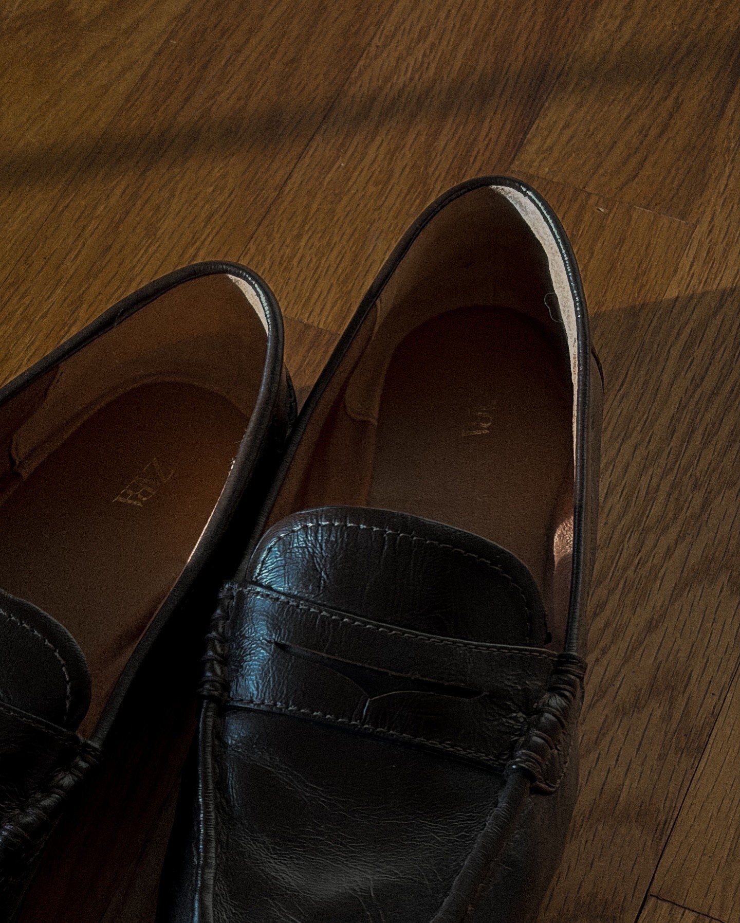 The shoes decided. 

#editorialdiary #quietluxury #modernuniform #loafers #consideredstyle

#LTKootd #LTKOver40 #LTKWorkwear