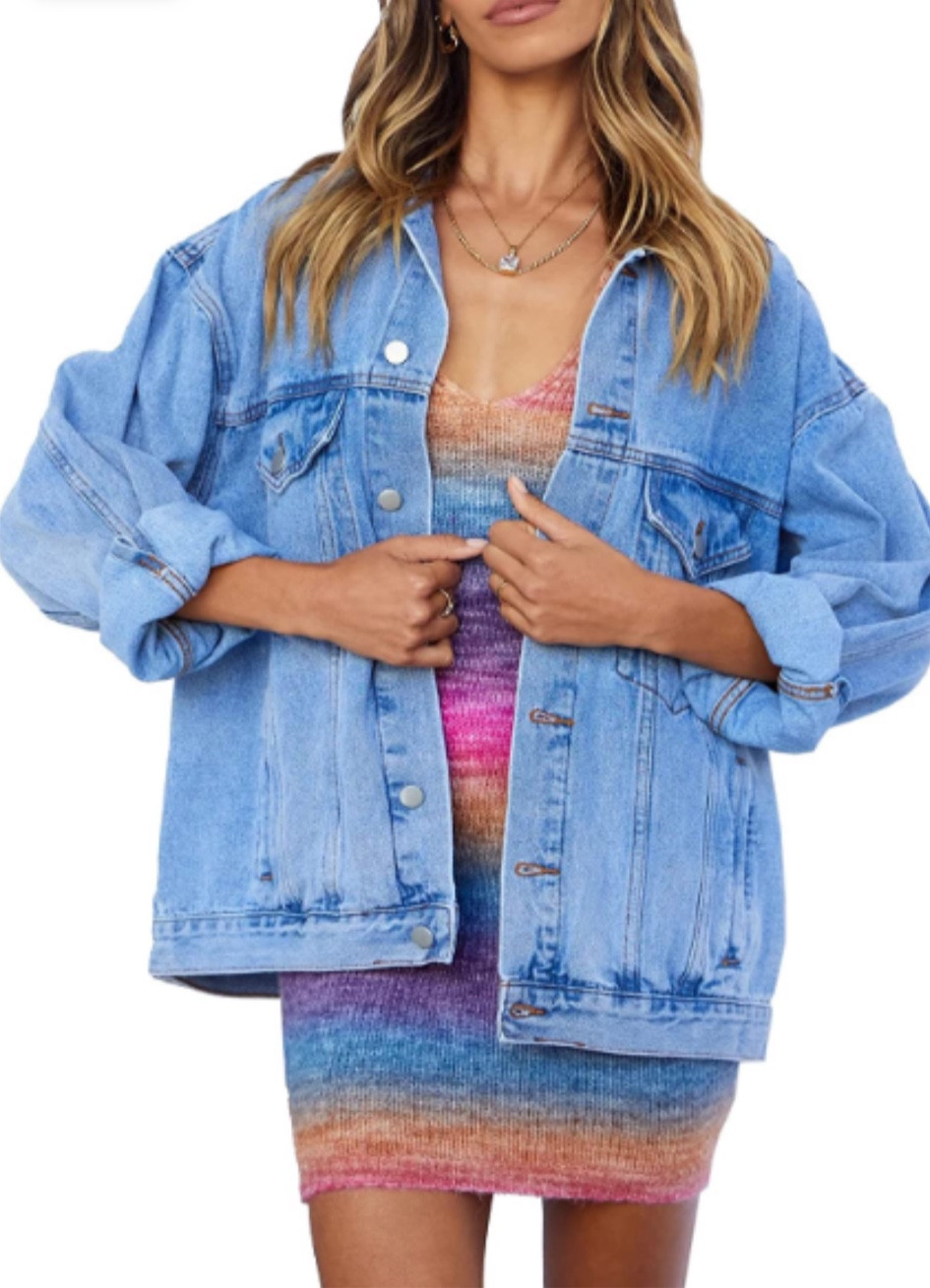 The perfect oversized denim jacket! I love how versatile this piece is!

#LTKworkwear #LTKstyletip #LTKGiftGuide