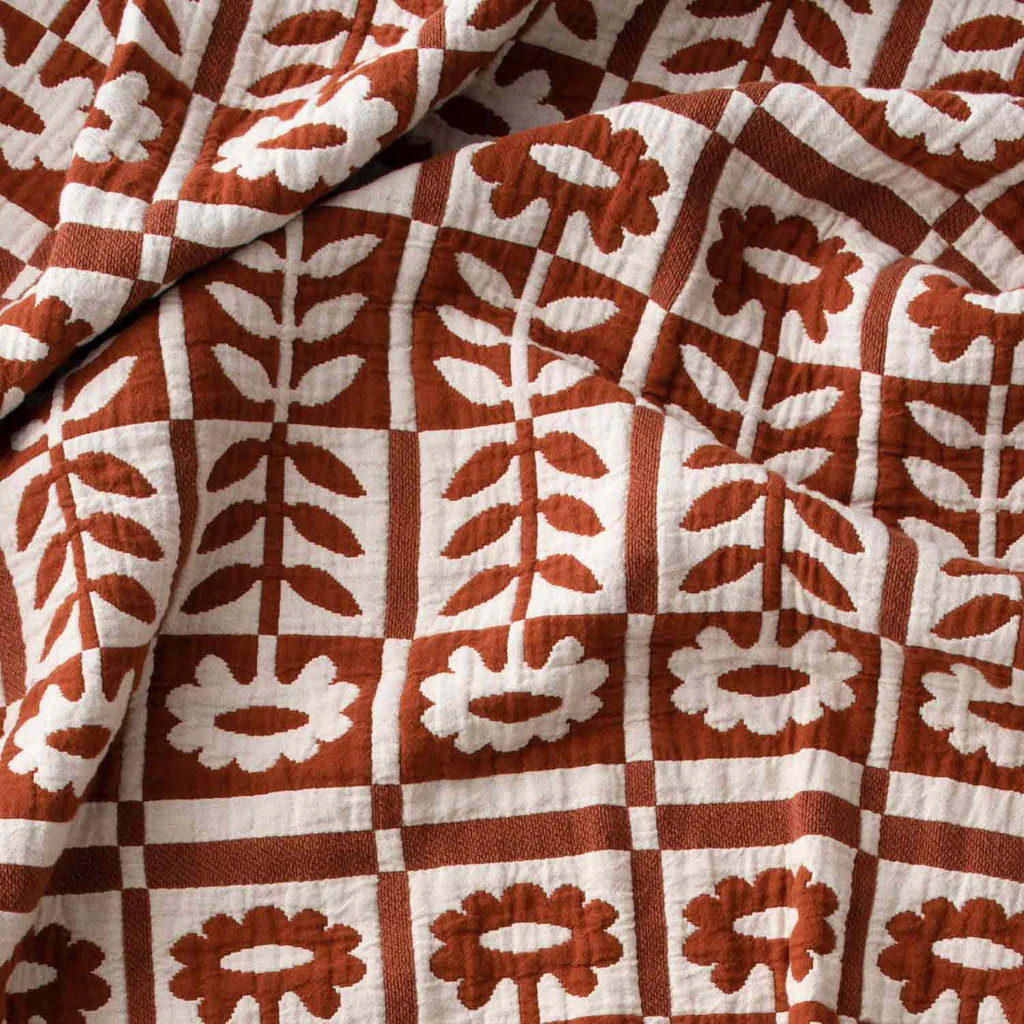 Stillwater Floral Quilt | Schoolhouse