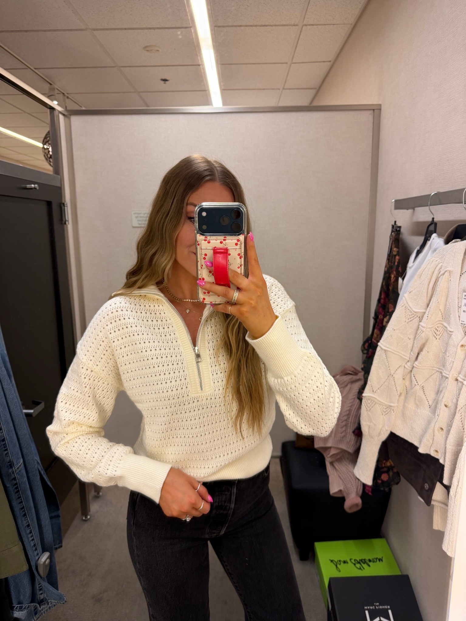This half zip pullover is the perfect light layer as we head into fall! Wearing a small