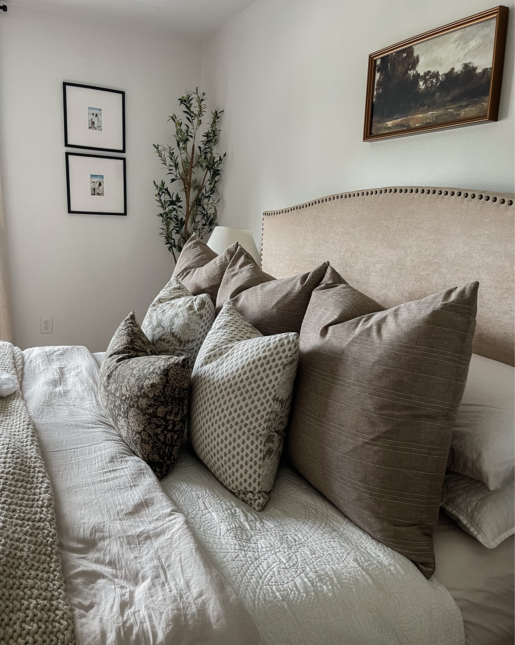 My favorite wall art is back in stock and on sale!! Sharing it styled in my bedroom and in guest bathroom! 

#LTKHome #LTKSaleAlert #LTKSeasonal