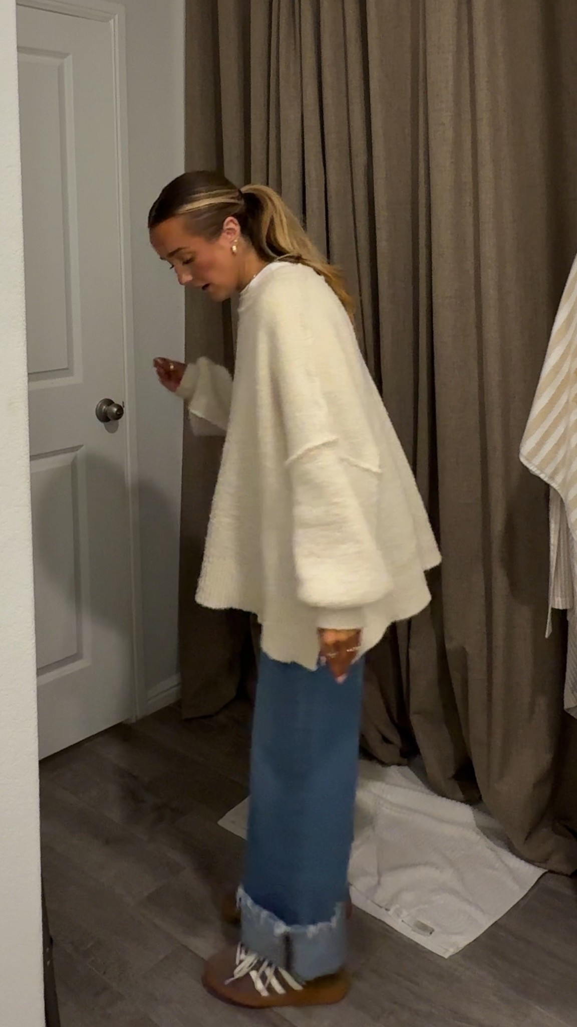 oversized sweater outfit!