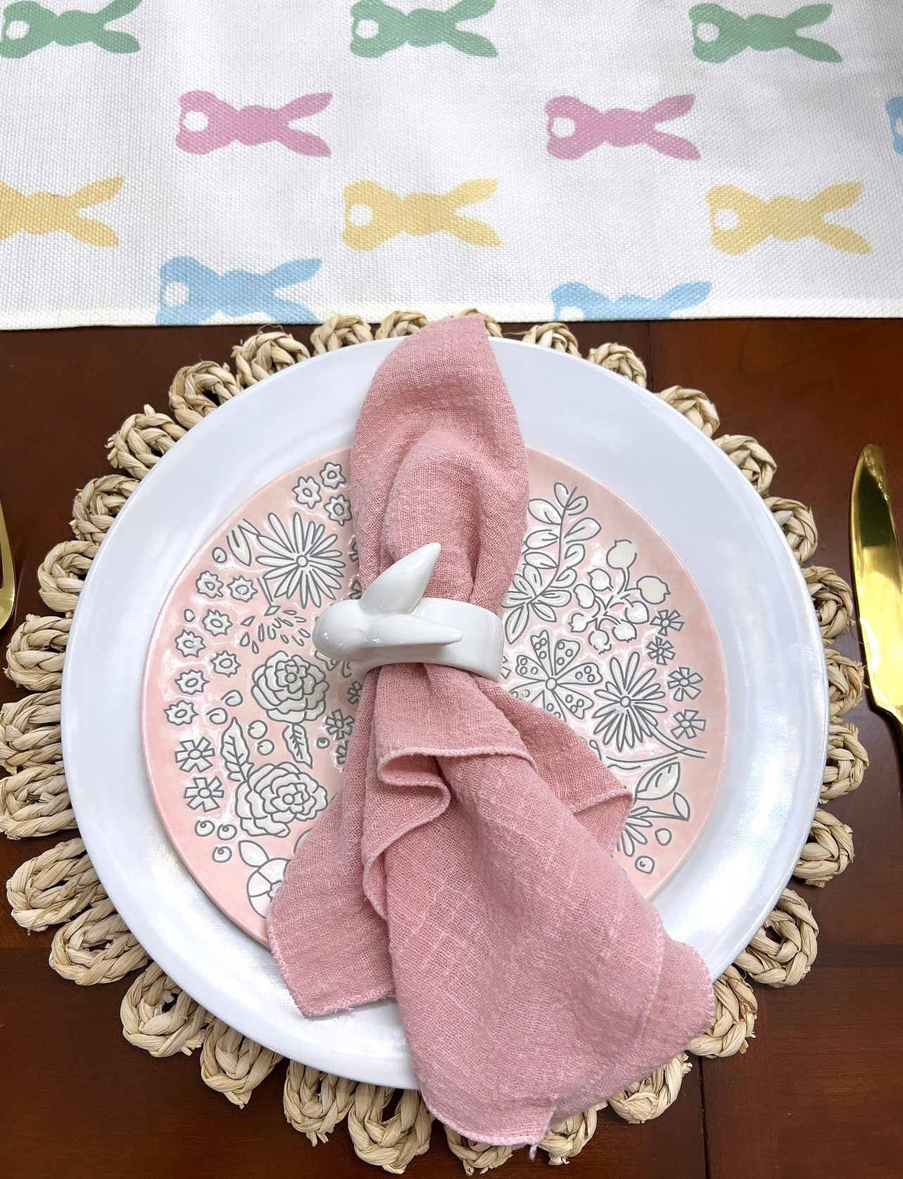 Easter table | spring decor | Spring table | pastel plates | spring decor | bunny decor | early spring | Easter decorations | Easter decor | home decor | classic home | modern home | coastal home | preppy style | southern home | southern charm | southern living | spring decorations | spring style | spring



#LTKSeasonal #LTKHome #LTKfoodie