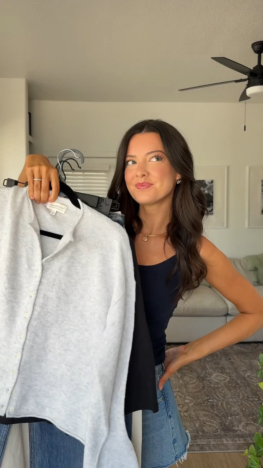 Proof you don’t need a ton of clothes, just versatile ones! I am 5’7” and wear XS in most brands like Abercrombie, small at Aritzia, and 25 in jeans!