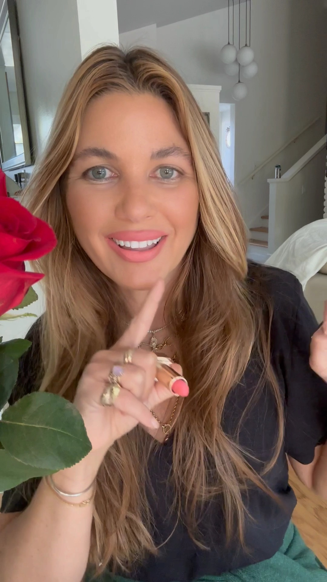 MOTD
Foundation: 4N
Lip liner: sunset nude 
Lipstick: pastel pink 
Brows: cool brown 

#LTKVideo #LTKbeauty #LTKfindsunder50