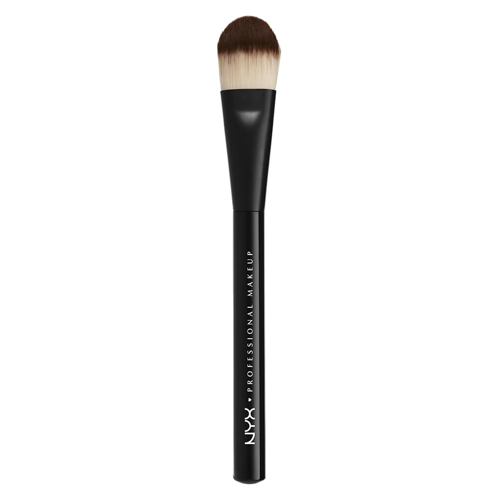 NYX PROFESSIONAL MAKEUP, Pro Flat Foundation Brush, Pro makeup brush, Tapered brush great for liq... | Amazon (CA)
