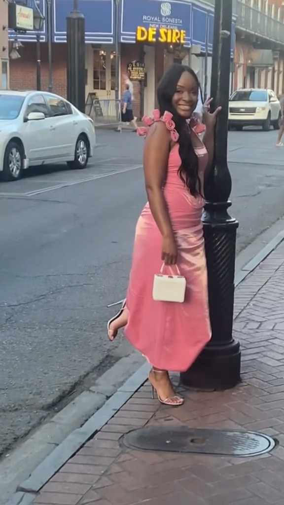 Perfect pink outfit for date night. 

#LTKStyleTip