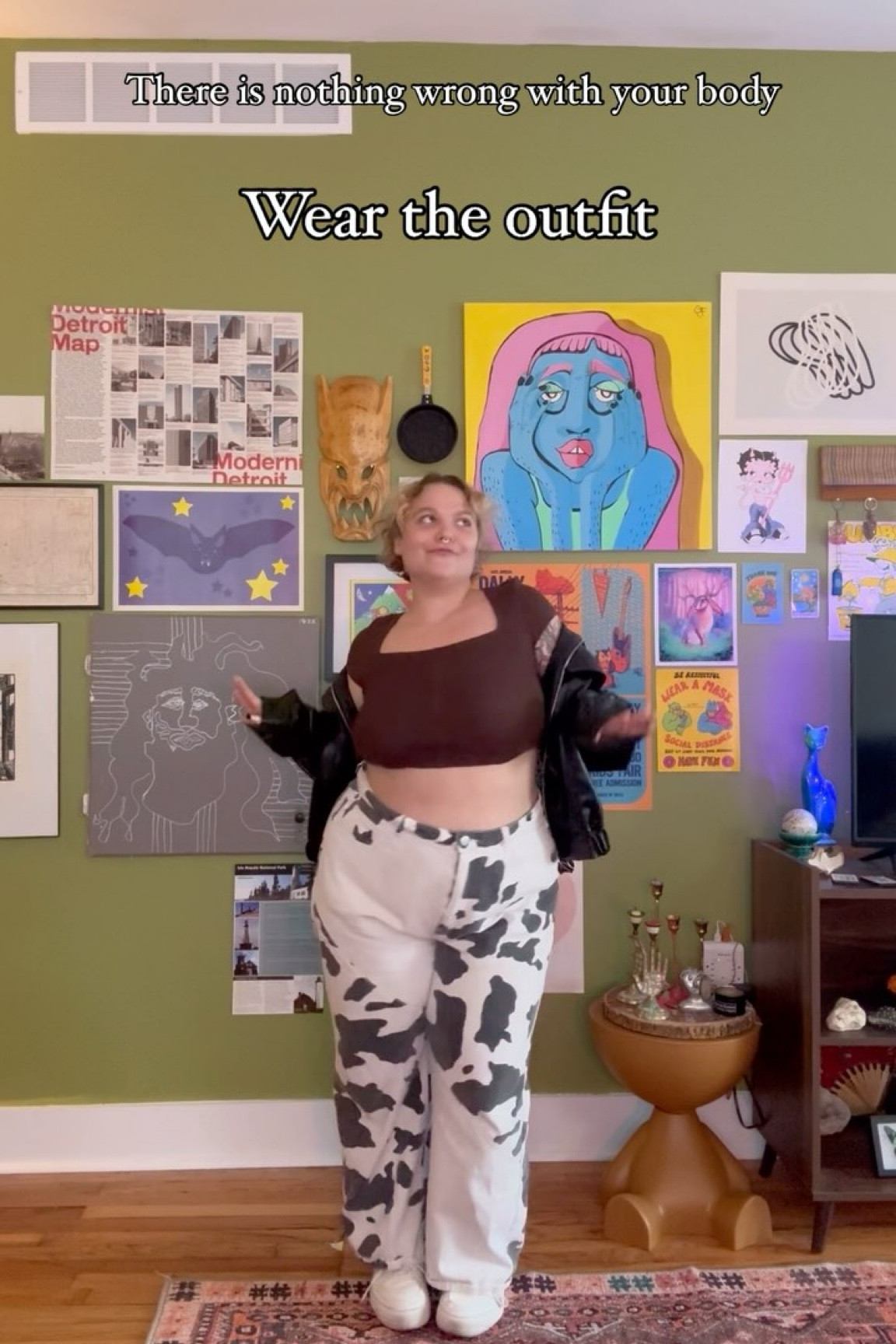 There’s nothing wrong with you! 

You don’t need to lose weight to wear what you want. You can start today 🧡

I hope you like this lil mix of black and brown 🤍🖤🤎 y’all know I am obsessed with these cow print pants ! 

…

Plus-size OOTD, self love, body positivity, Grwm

#plussizebeauty #curvyfashion #thrift #selflovejourney #weartheoutfit